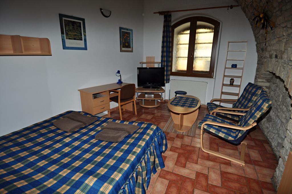 Penzion Na Hradbach Louny Exterior photo