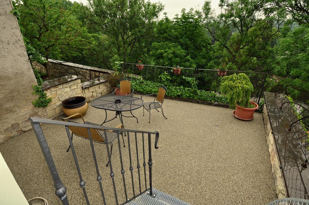 Penzion Na Hradbach Louny Exterior photo